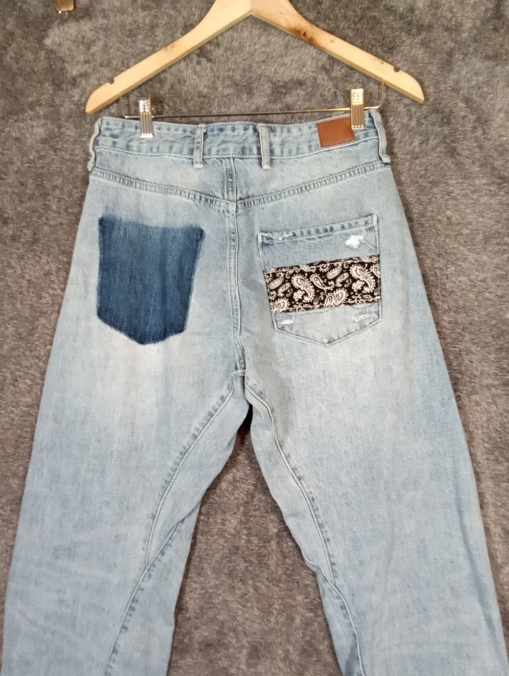 BDG Super Distressed Baggy Barrel Button Closure Streetwear Skater Grunge Jean